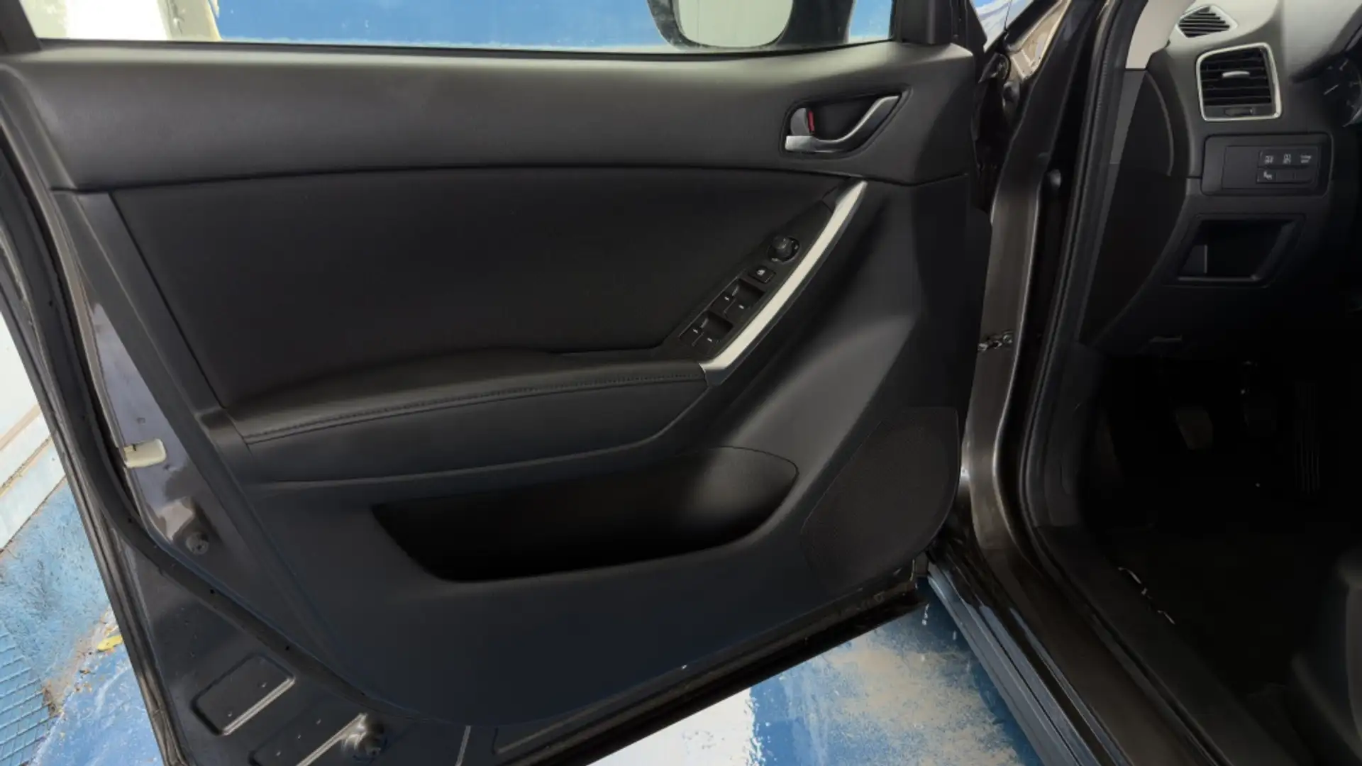 Mazda CX-5 2.2DE Style (Navi) AWD 150 Marrón - 2
