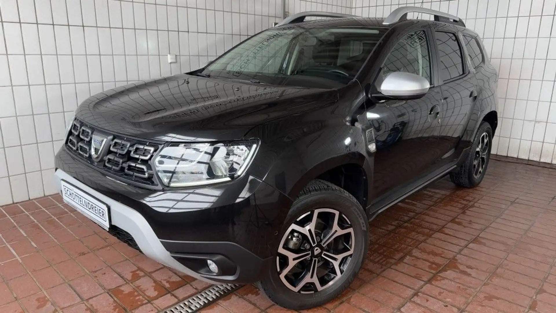 Dacia Duster TCe 130 Anniversary *AHK*CAM*SHZ*360* Noir - 1