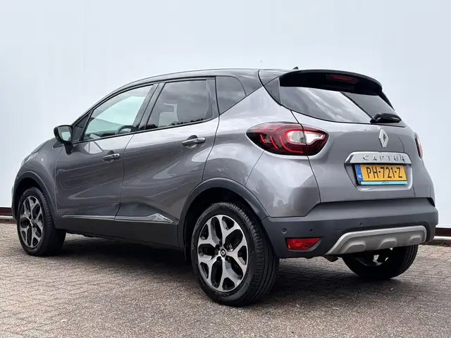 Renault Captur view 2