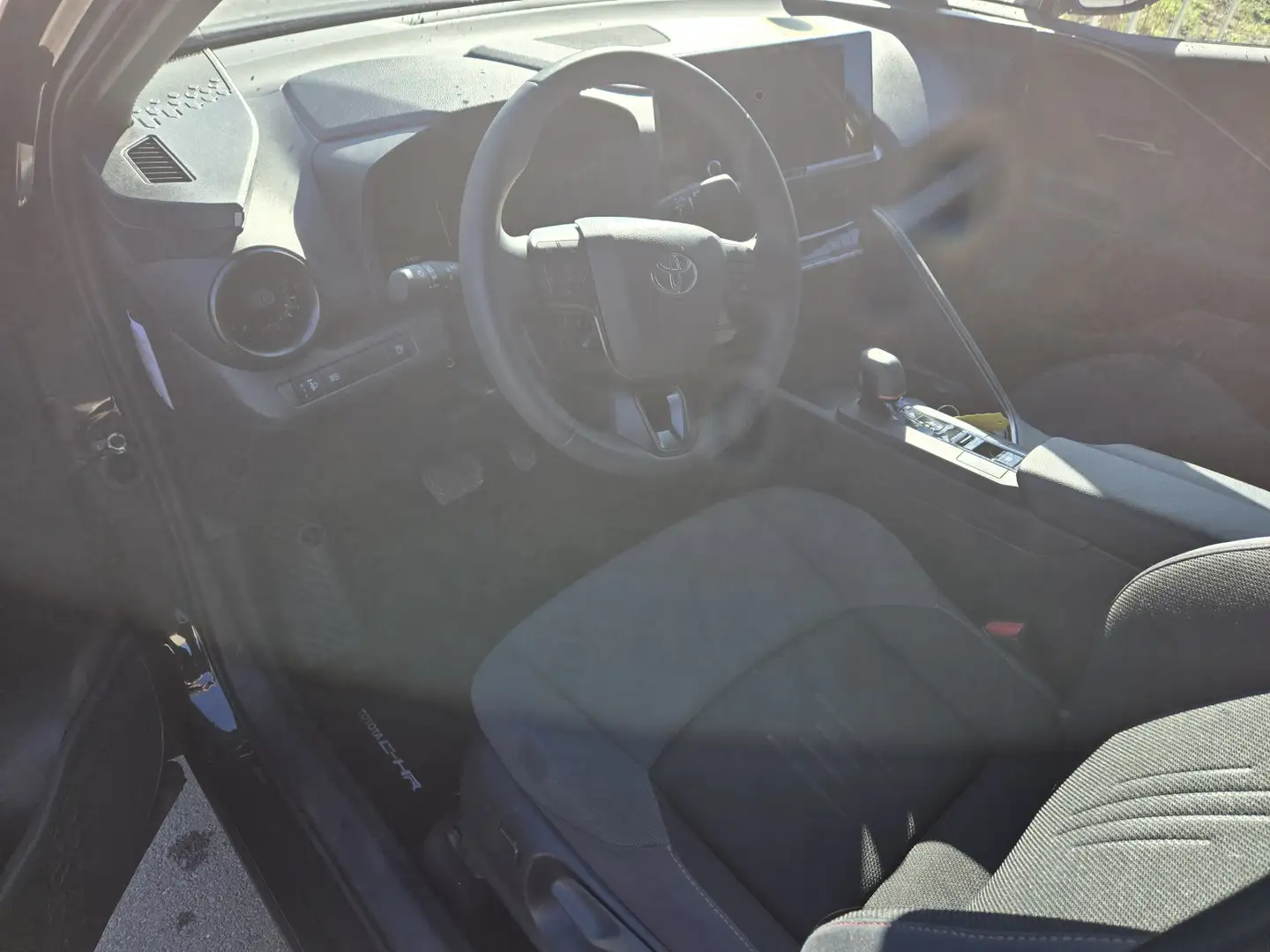 Toyota C-HR 1.8 Hybrid 140 Dynamic Schwarz - 2