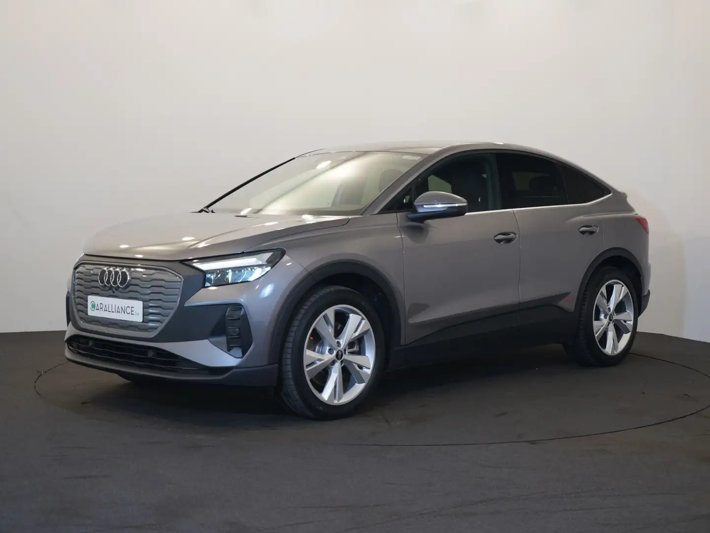 Audi Q4 e-tron Sportback 82kWh|NAVI+|LED|PackAssist+|Cam|SGS.CH| Gris - 1