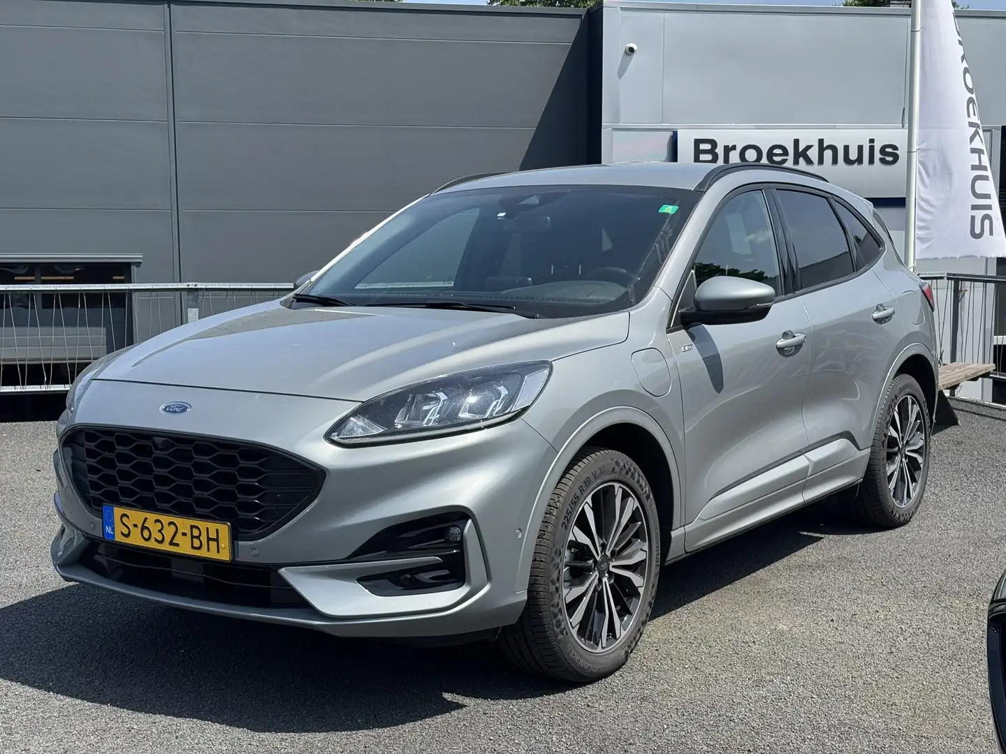 Ford Kuga 2.5 PHEV ST-Line | Trekhaak | 360 Camera | Winterp Gris - 2