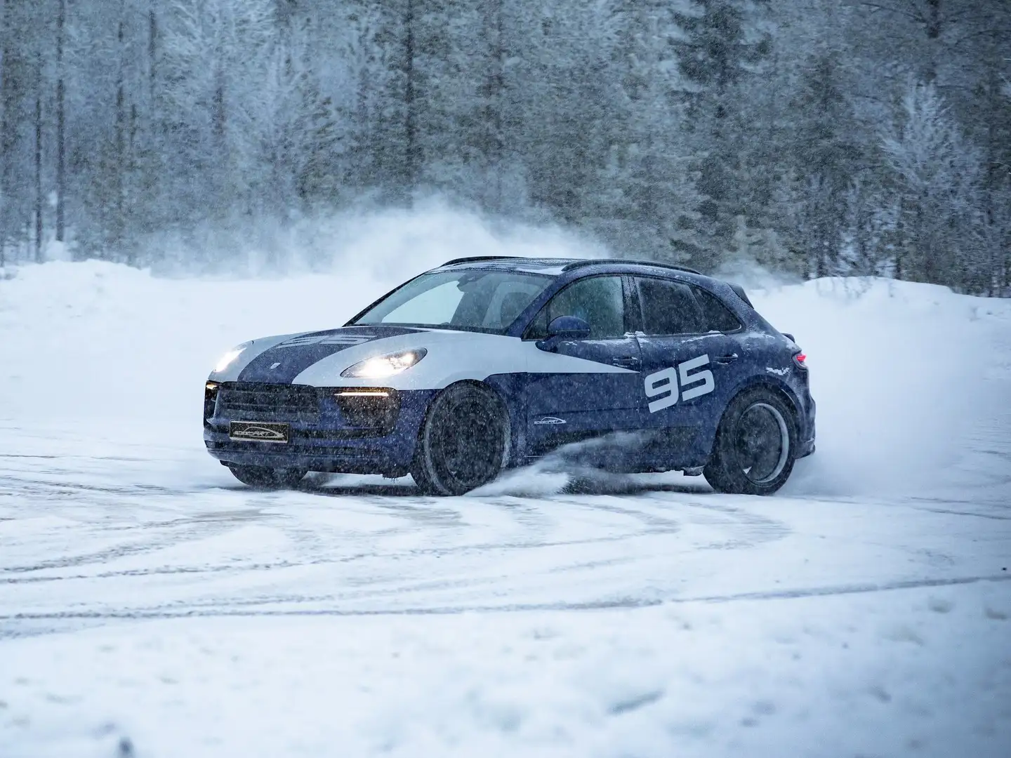 SpeedArt speedART SP310-M3 auf Basis Porsche Macan 2022 Bleu - 1