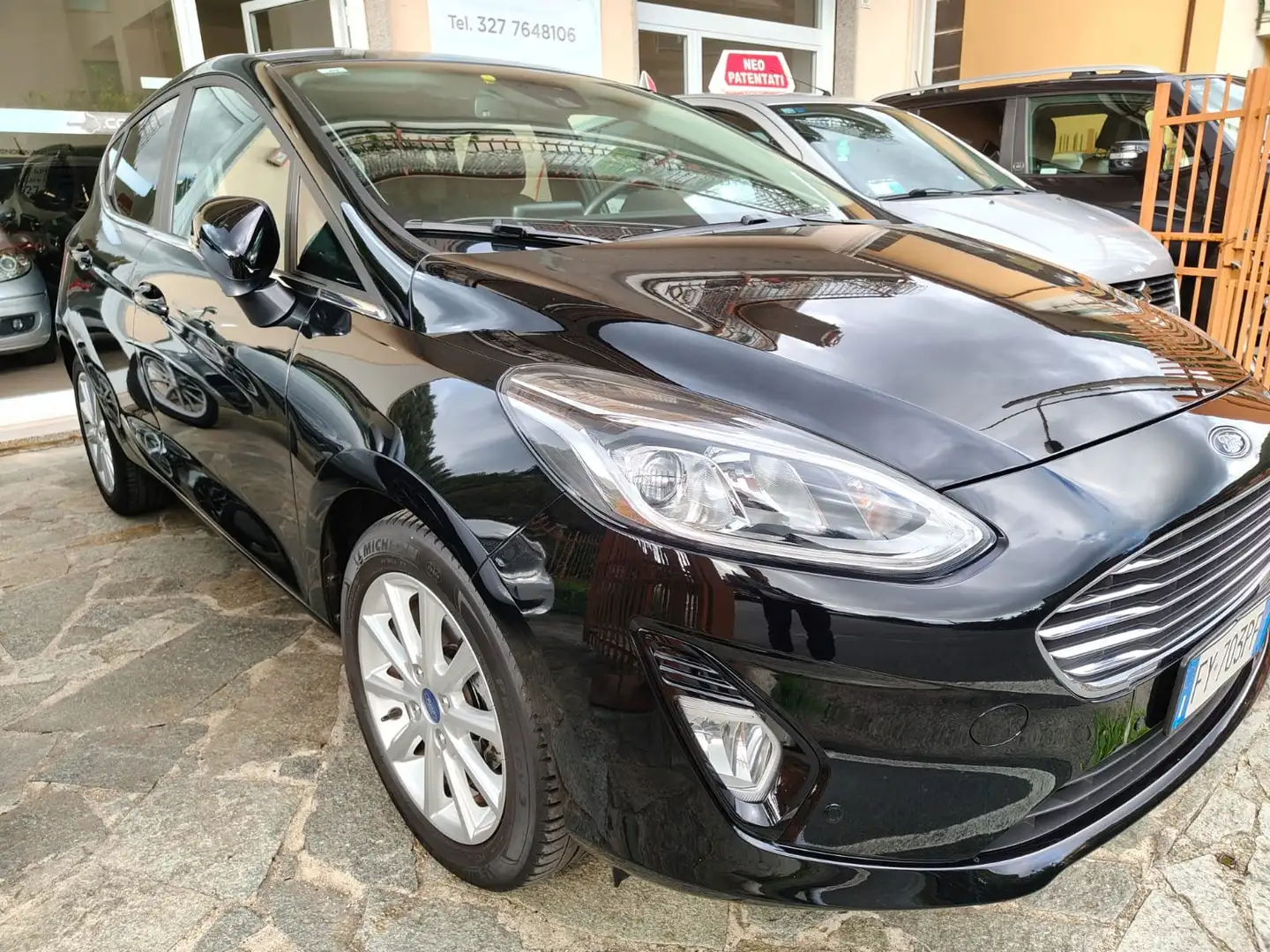 Ford Fiesta Fiesta VII 2017 5p 5p 1.1 Titanium Gpl 75cv Negro - 1