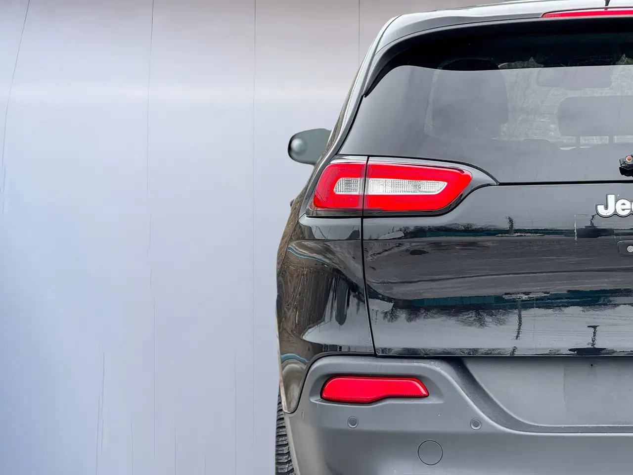 Jeep Cherokee снимка Jeep Cherokee