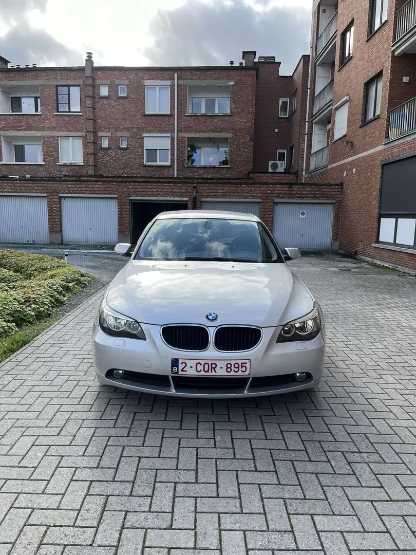 BMW 520 520i Grijs - 2
