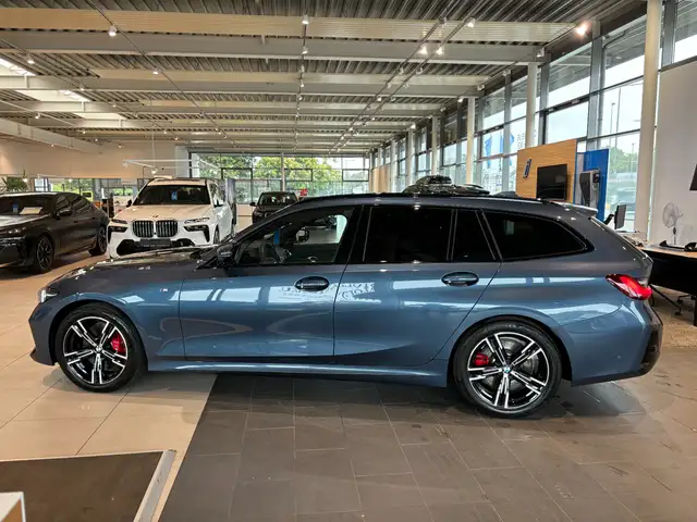 BMW 3 Series view 8