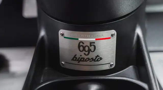 Abarth 695 view 13