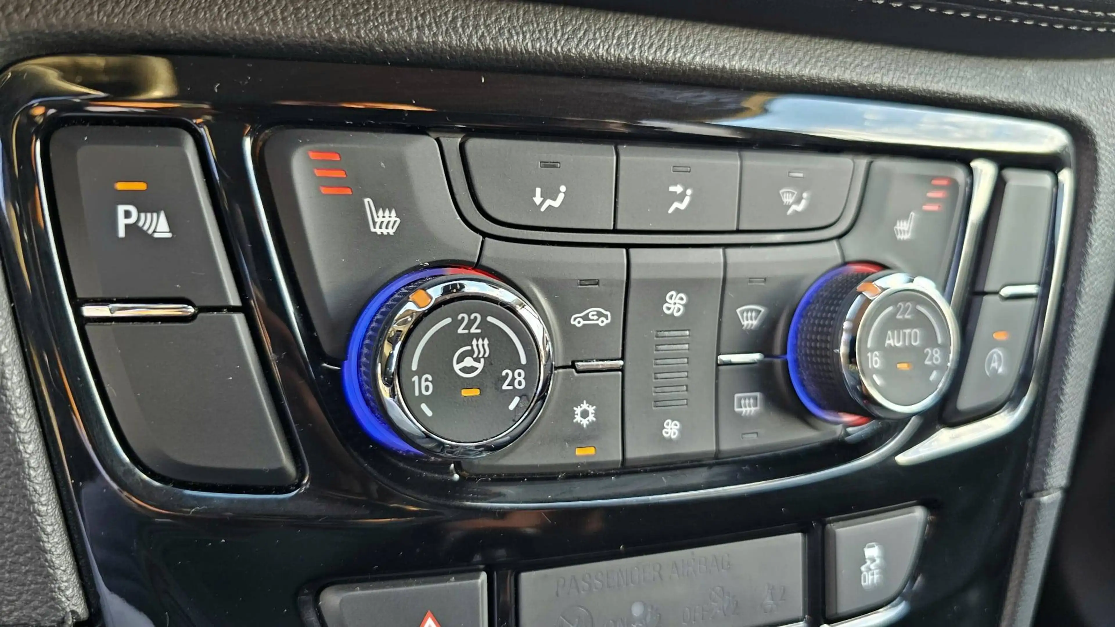 Opel Mokka X Innovation Start/Stop""Neues Pickerl""Erstbesitz""Neues Service""TopAusstattung""Top Zustand"" — photo 13