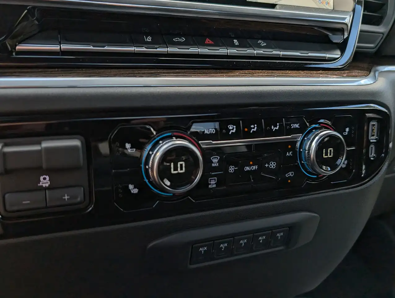 GMC Sierra 2500HD снимка GMC Sierra 2500HD