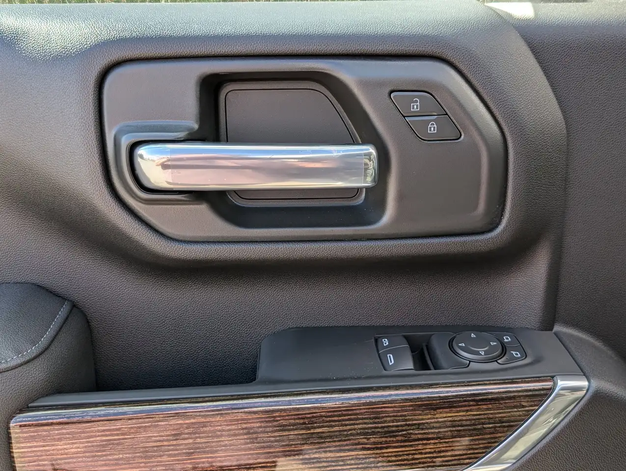 GMC Sierra 2500HD снимка GMC Sierra 2500HD