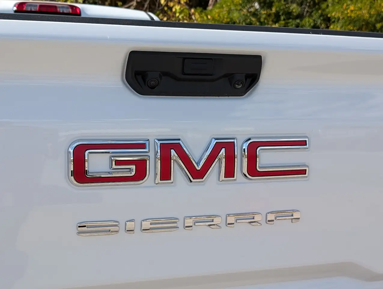 GMC Sierra 2500HD снимка GMC Sierra 2500HD