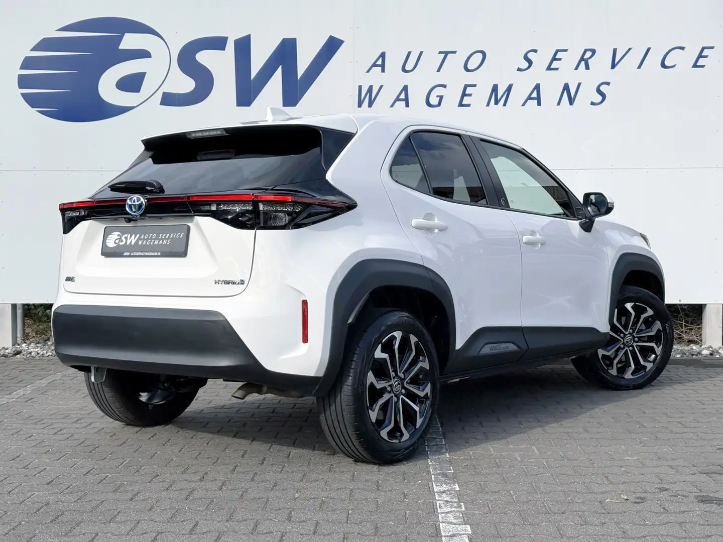 Toyota Yaris Cross 1.5 Hybrid Dynamic | CarPlay | Camera | ACC | Keyl Weiß - 2