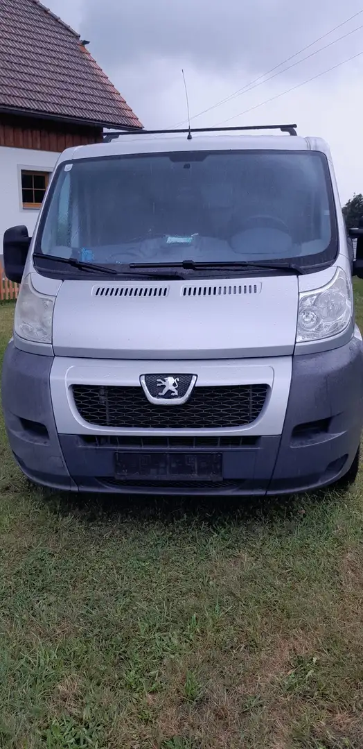 Peugeot Boxer Grau - 1