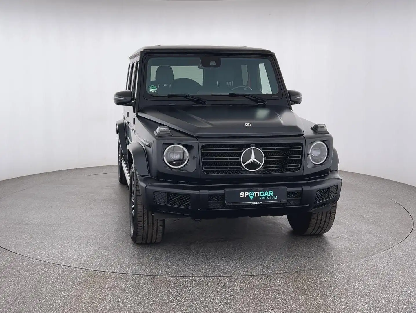 Mercedes-Benz G 400 4x4 AMG Line 2.9 D*NAVI*SHZ*360°K*uvm Negru - 2