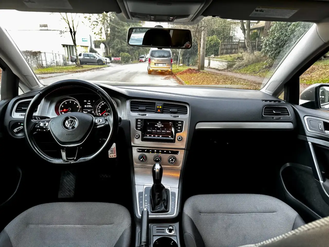 Volkswagen Golf снимка Volkswagen Golf