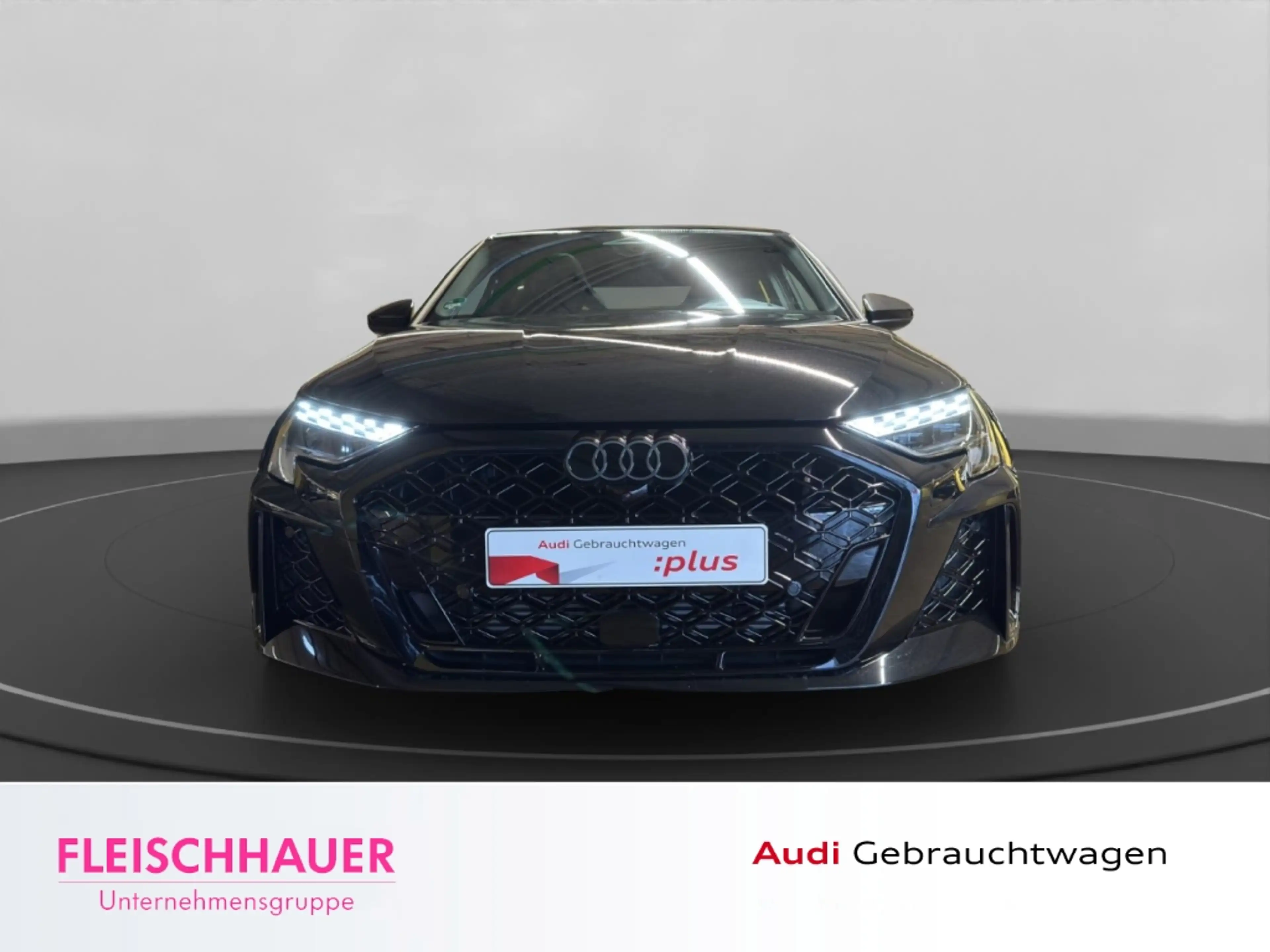 Audi RS3 Limousine 2.5 TFSI quattro PANO+MATRIX+SONOS — photo 2