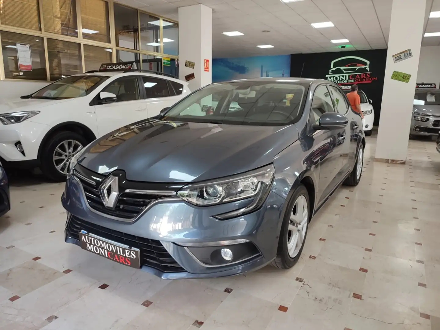 Renault Megane 1.5dCi Blue Business 70kW Gris - 1