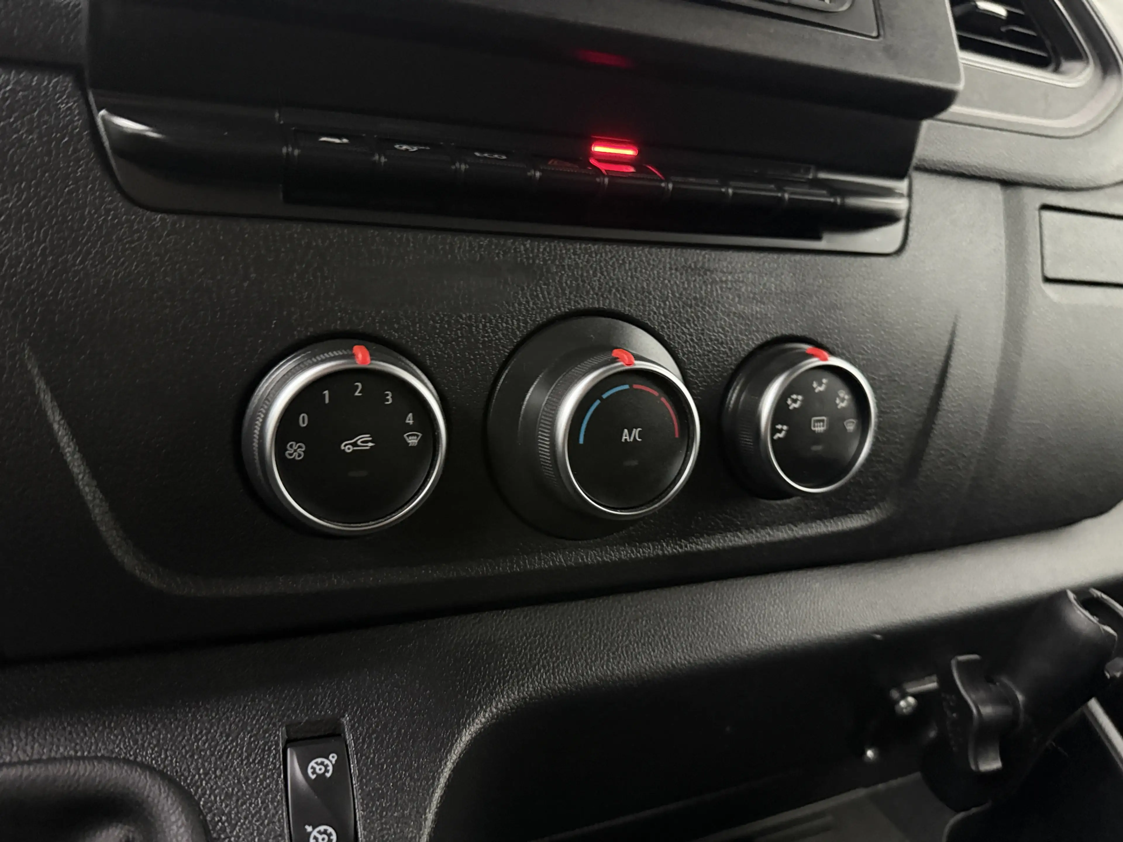 Renault Master 2.3DCI 145PK L2H2 Hoogwerker | Airco | Cruise | Tr — photo 18