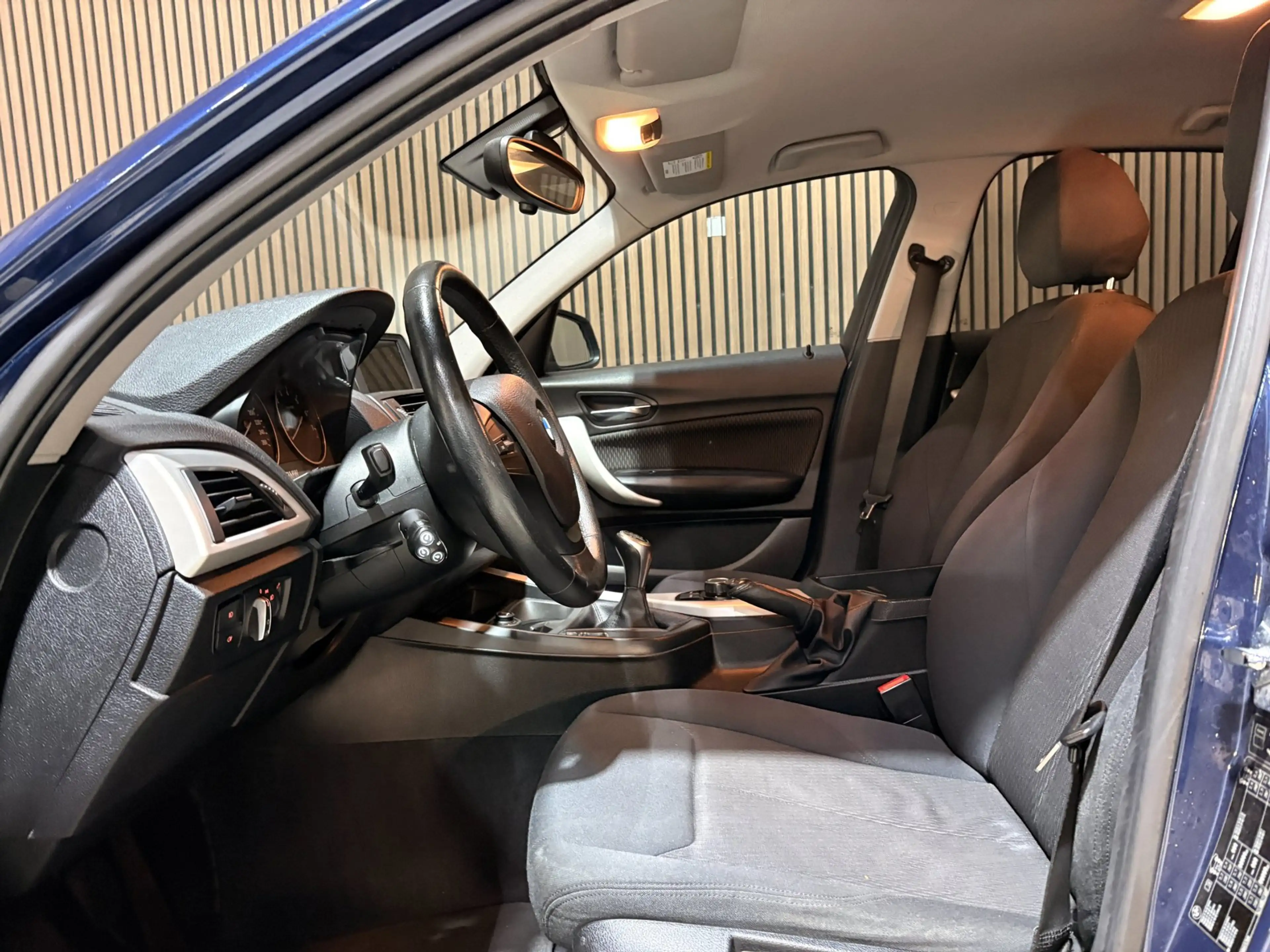 BMW 118 1-serie 118i XENON NAP — photo 28