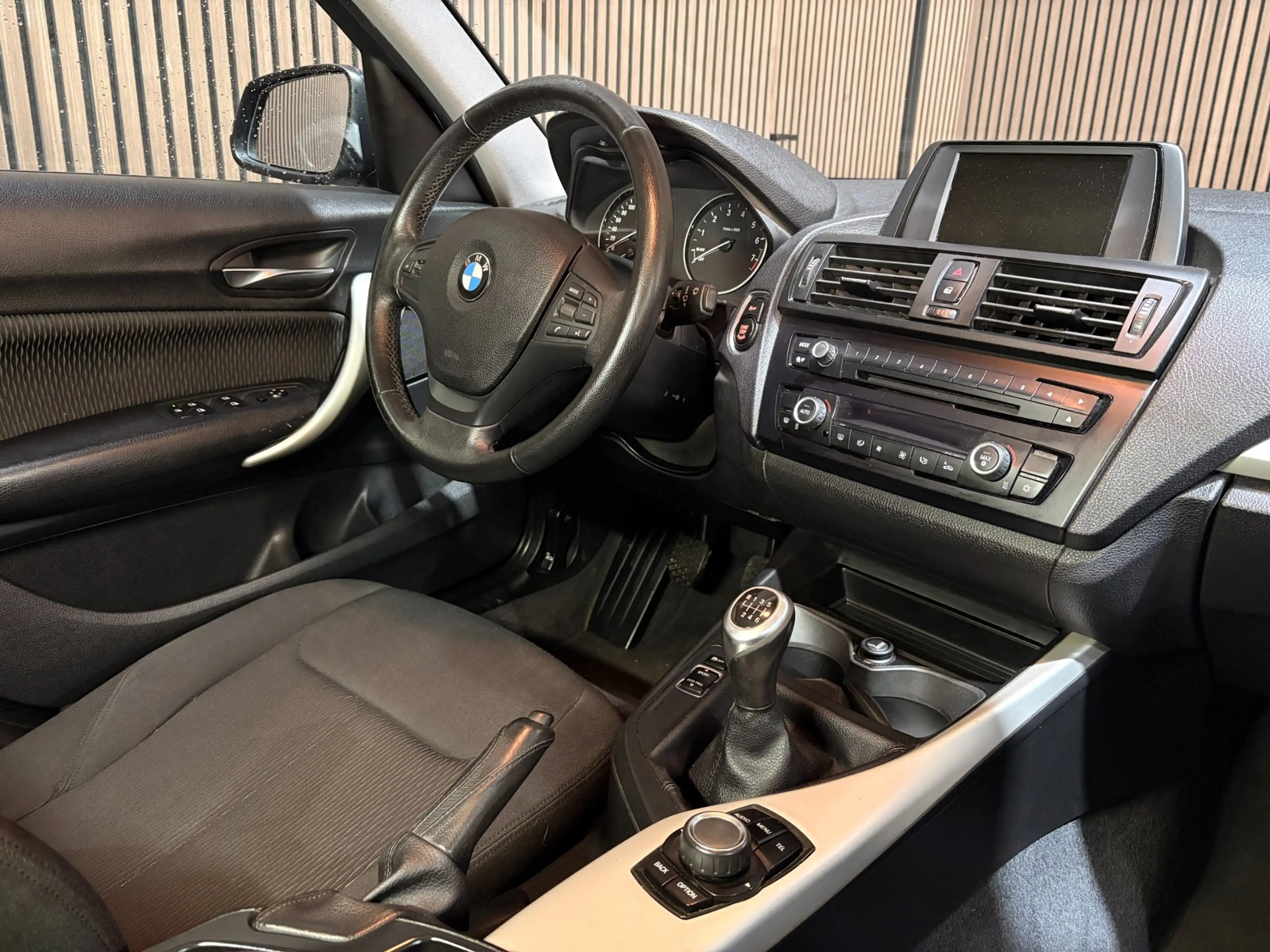 BMW 118 1-serie 118i XENON NAP — photo 14
