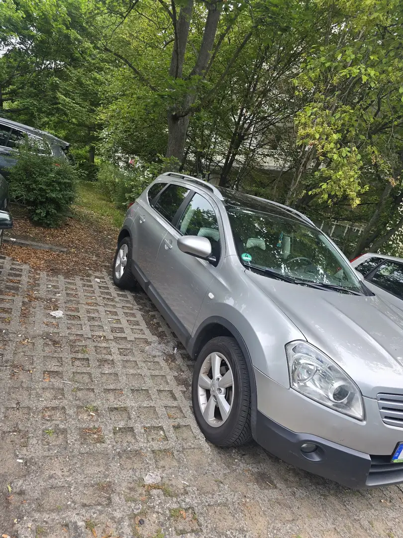 Nissan Qashqai+2 2.0 visia - 2