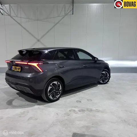 MG MG4 Luxury 64 kWh