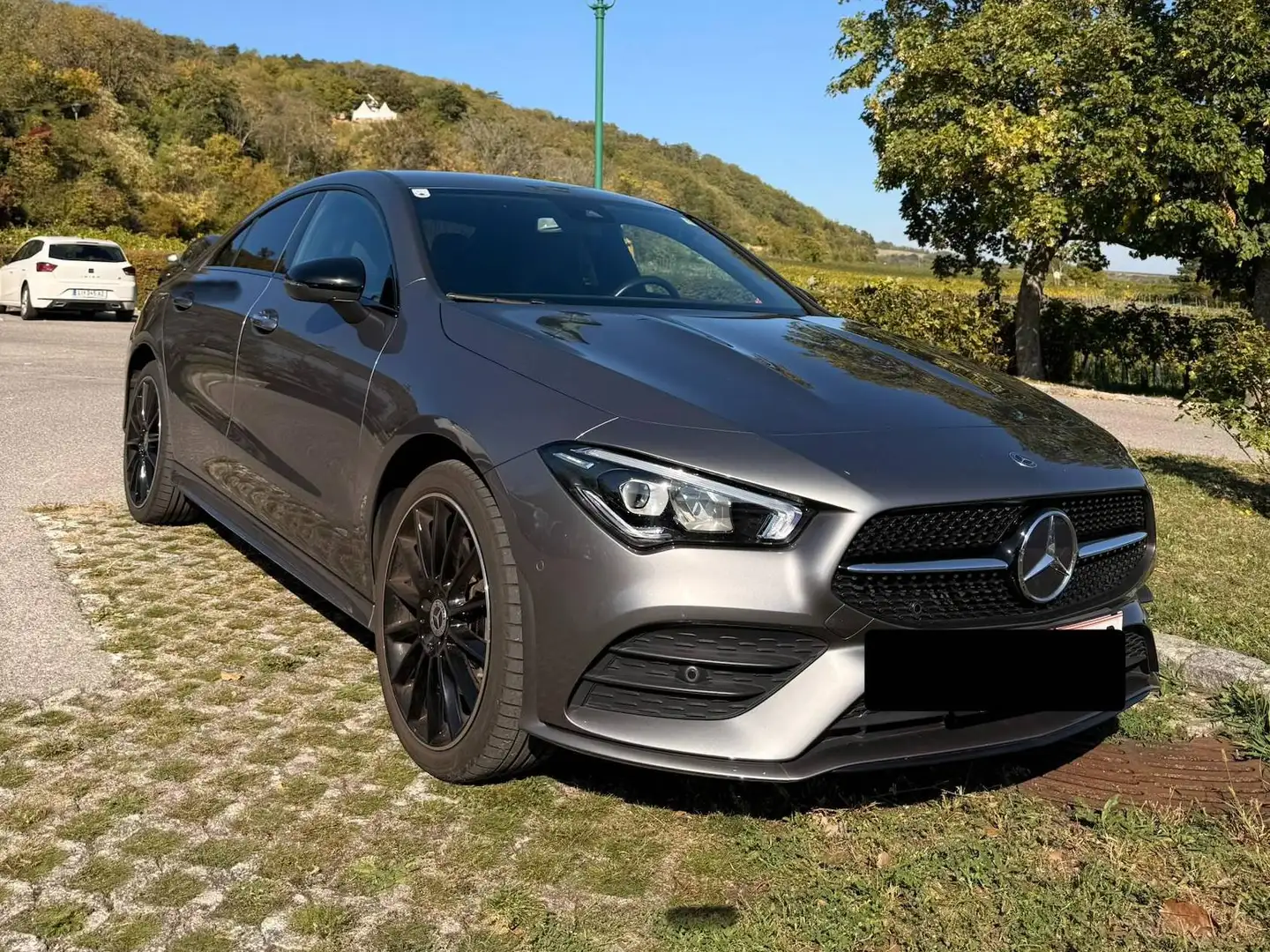 Mercedes-Benz CLA 250 CLA 250e AMG Line PHEV Aut. Grau - 1
