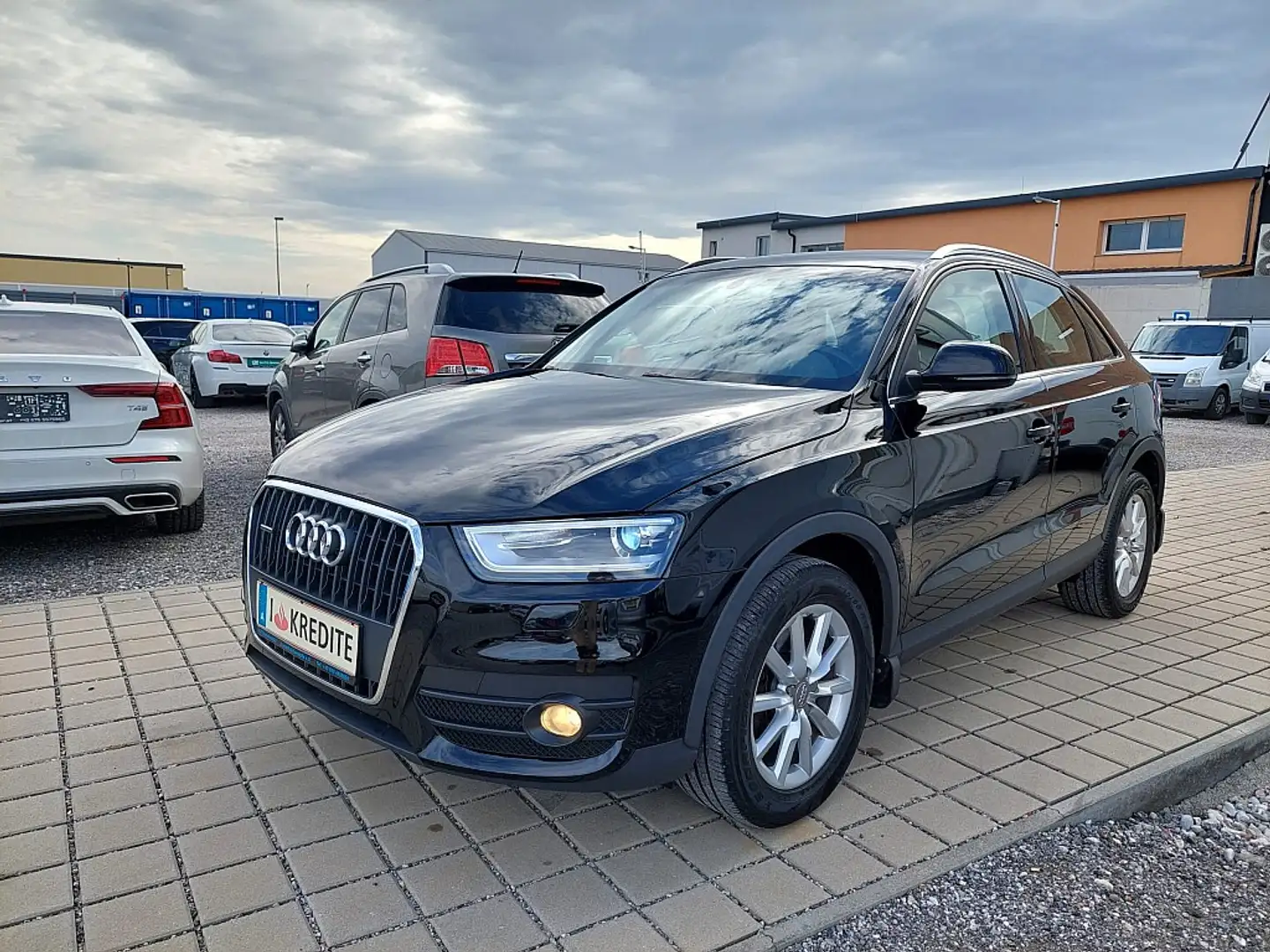 Audi Q3 2,0 TDI quattro Style Erster Besitz Noir - 2