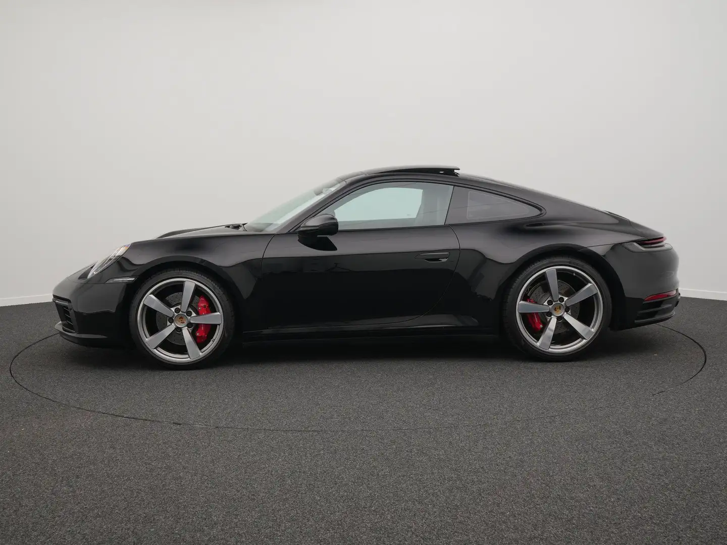 Porsche 992 Carrera S Zwart - 2