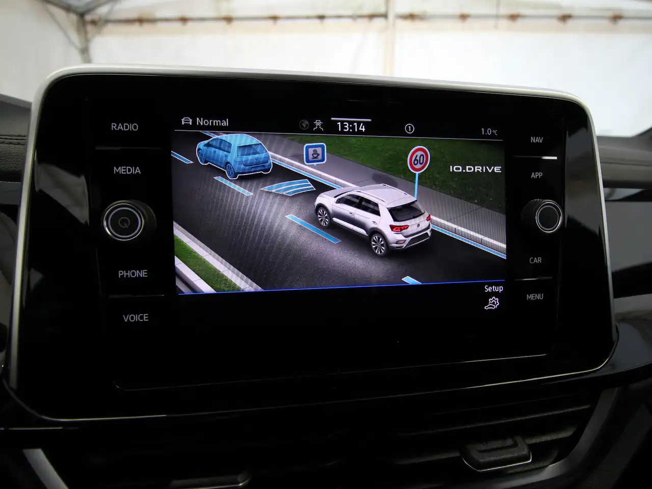 Volkswagen T-Roc TSI R-Line LED+ACC+SITZHEIZUNG 17