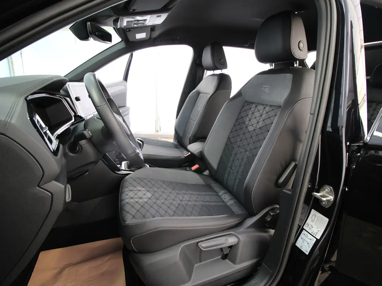 Volkswagen T-Roc TSI R-Line LED+ACC+SITZHEIZUNG 10