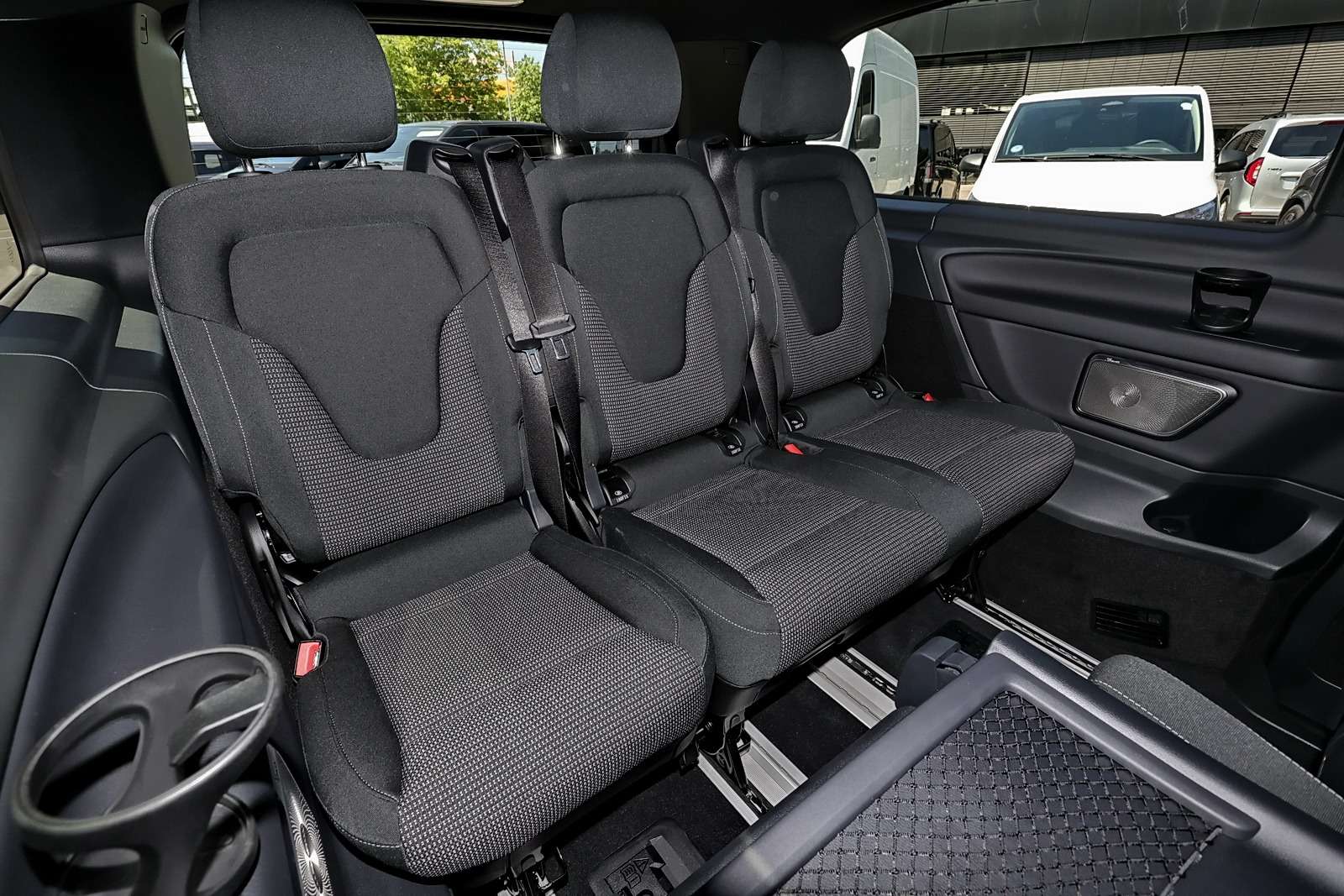Mercedes-Benz V 250