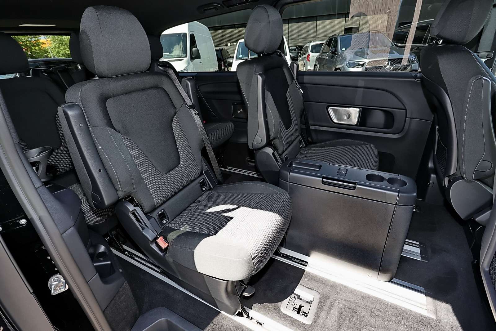 Mercedes-Benz V 250
