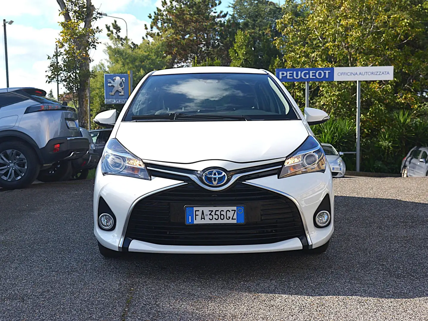 Toyota Yaris Yaris 2015 5p 1.5h Active Bianco - 2
