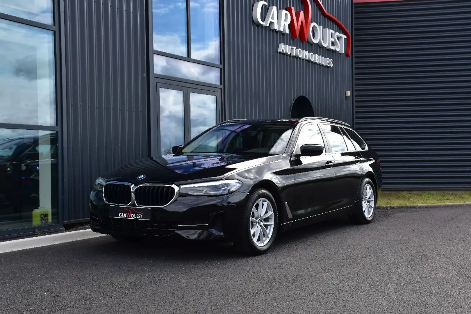 BMW 520 Touring (G31) 520D 190 BVA8 LOUNGE Noir - 1