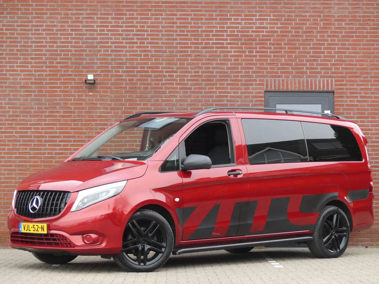 Mercedes-Benz Vito 114 CDI Lang Dubbel Cabine LED/Camera/Trekhaak/Nav Rouge - 1