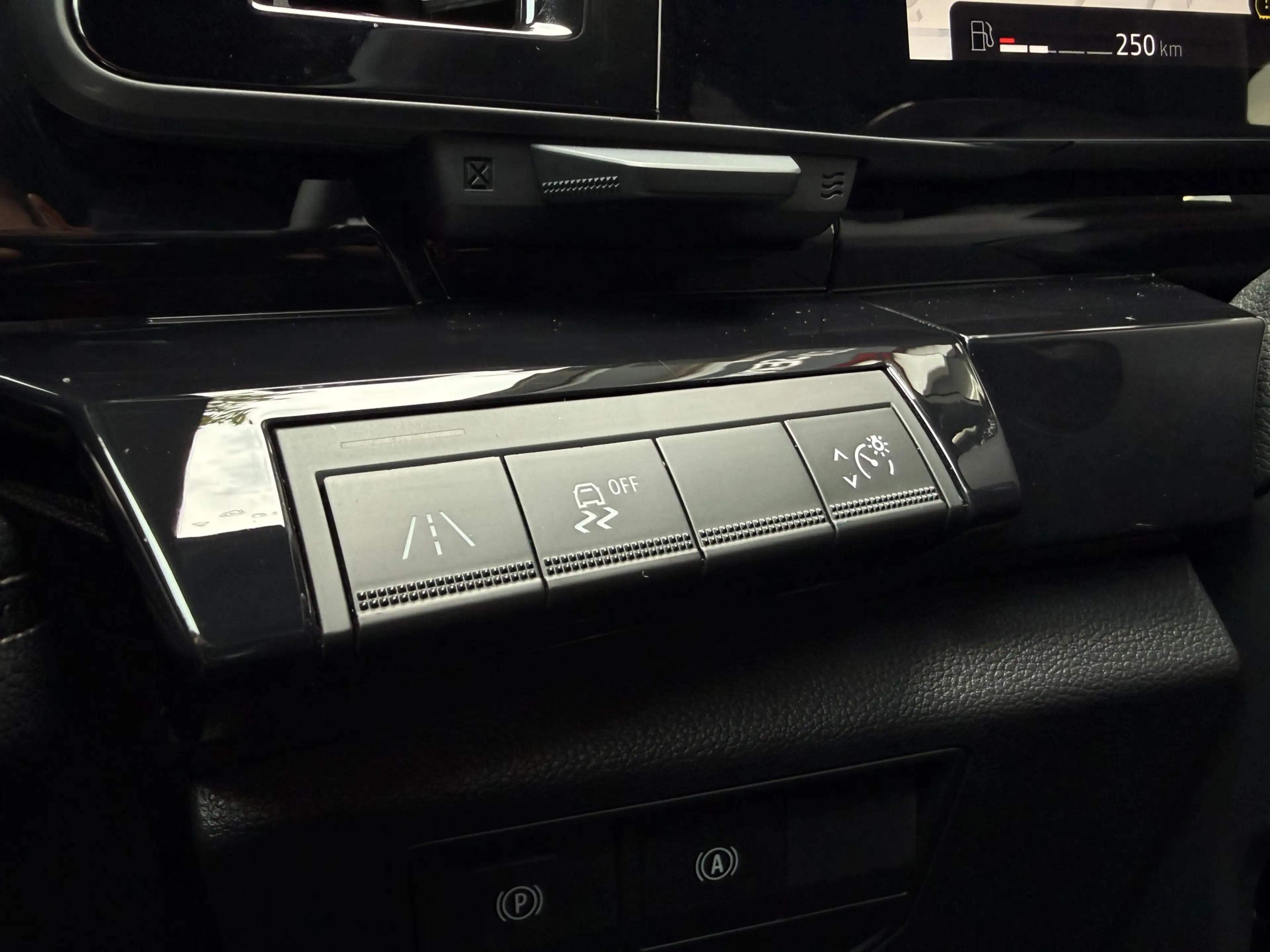 Renault Austral 1.2 E-Tech full hybrid 200 techno | applecarplay/a — photo 28