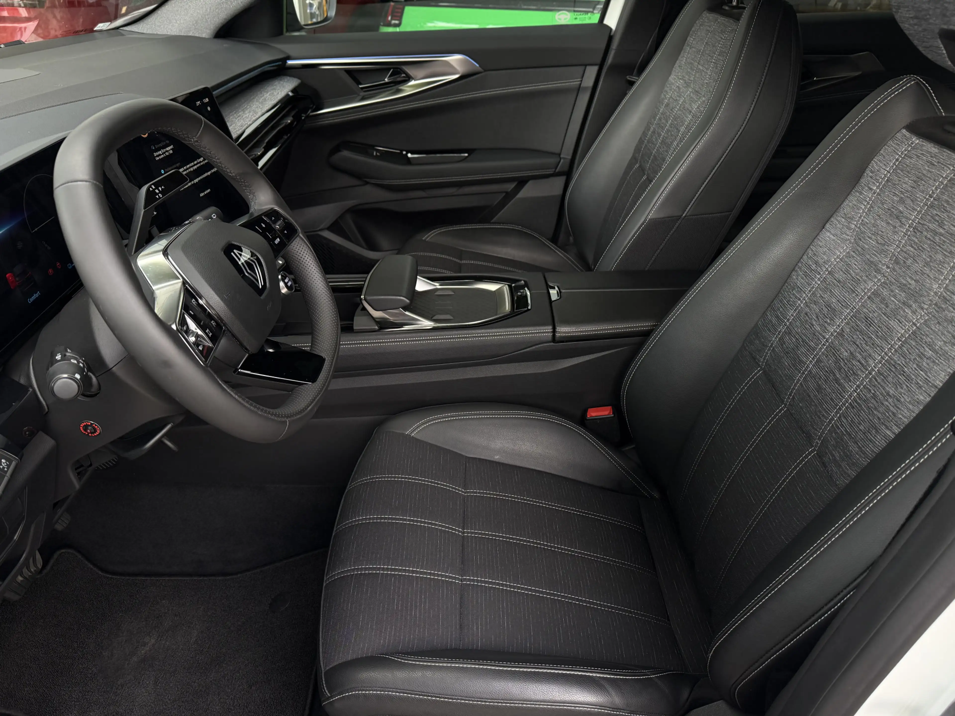 Renault Austral 1.2 E-Tech full hybrid 200 techno | applecarplay/a — photo 10