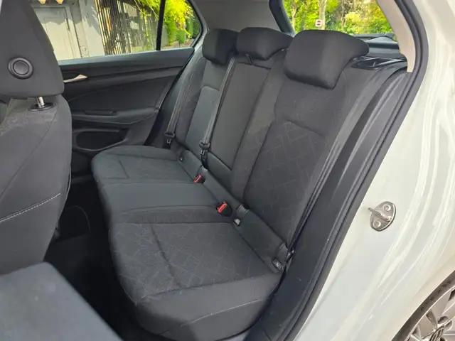 Volkswagen Golf view 8