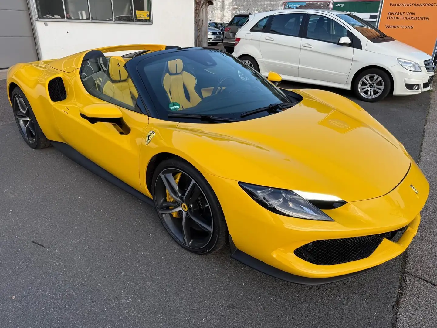 Ferrari 296 GTS LiftKit Racing-Sportsitze Karbon Gelb - 1