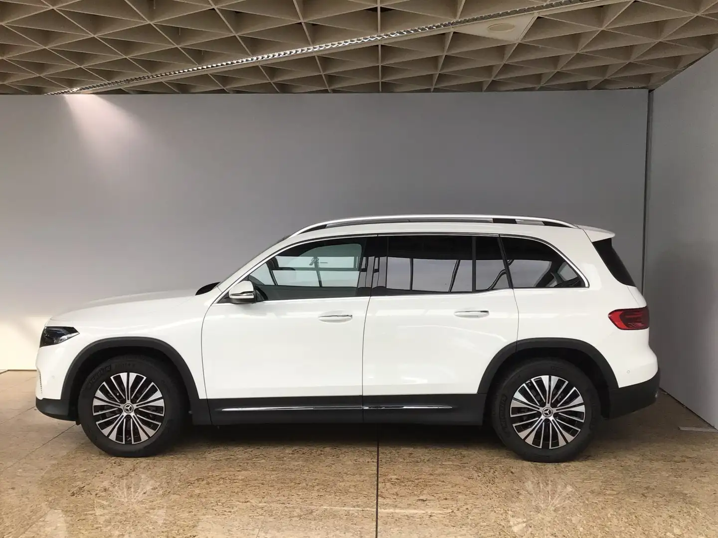 Mercedes-Benz EQB 300 EQB 300 4M Electric Art PLUS/Pano/Totw/MBUX/ Navi Blanc - 2