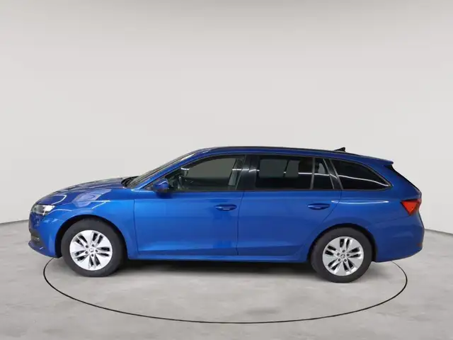 Skoda Octavia view 6