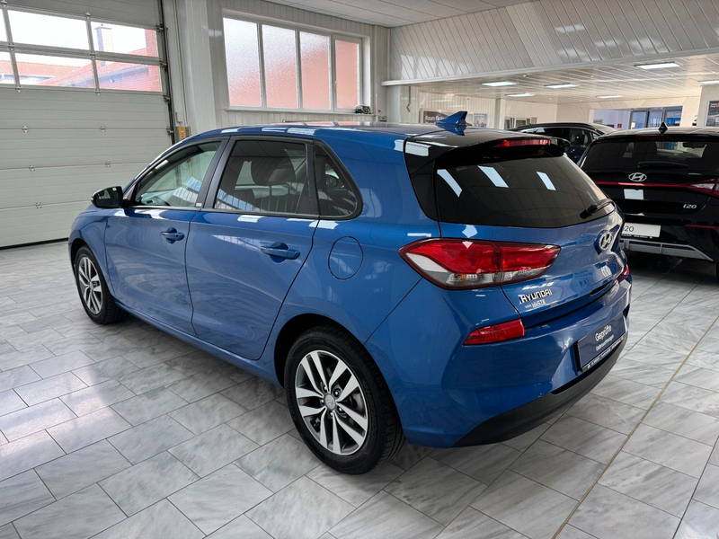 Hyundai i30 1.4 Passion 1. Hand mit Garantie — photo 14