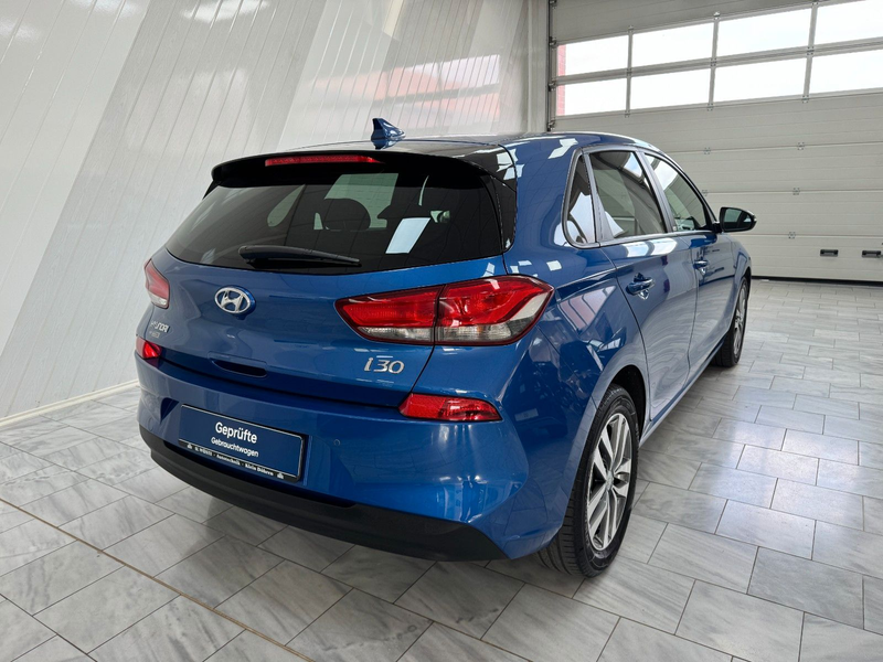 Hyundai i30 1.4 Passion 1. Hand mit Garantie — photo 13