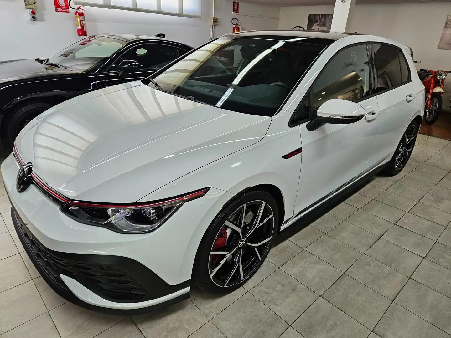 Volkswagen Golf GTI 2.0 TSI CLUBSPORT DSG 300 CV-TETTO-DCC-IQ LIGHT Bianco - 1