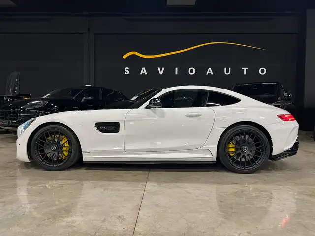 Mercedes-Benz Amg GT view 4