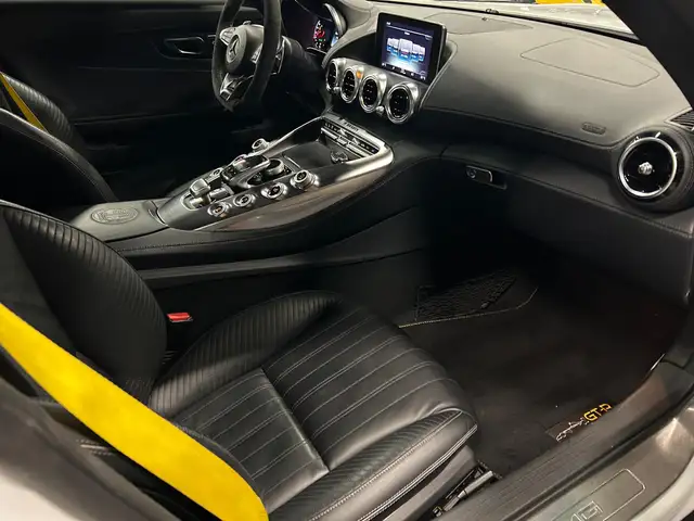 Mercedes-Benz Amg GT view 10