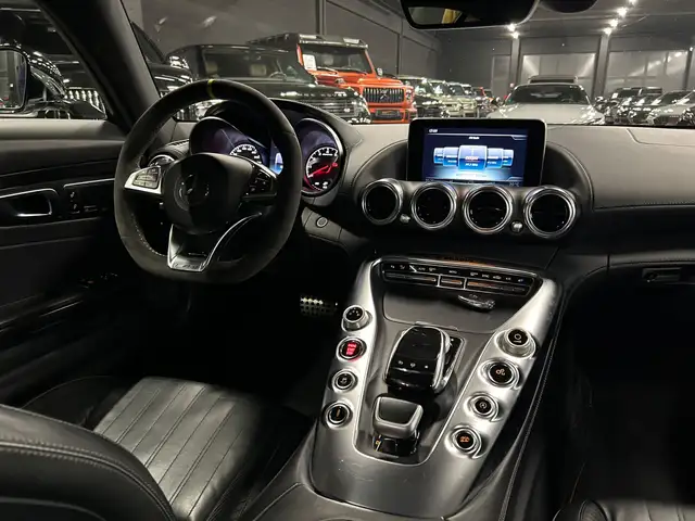 Mercedes-Benz Amg GT view 12