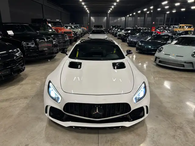 Mercedes-Benz Amg GT view 2